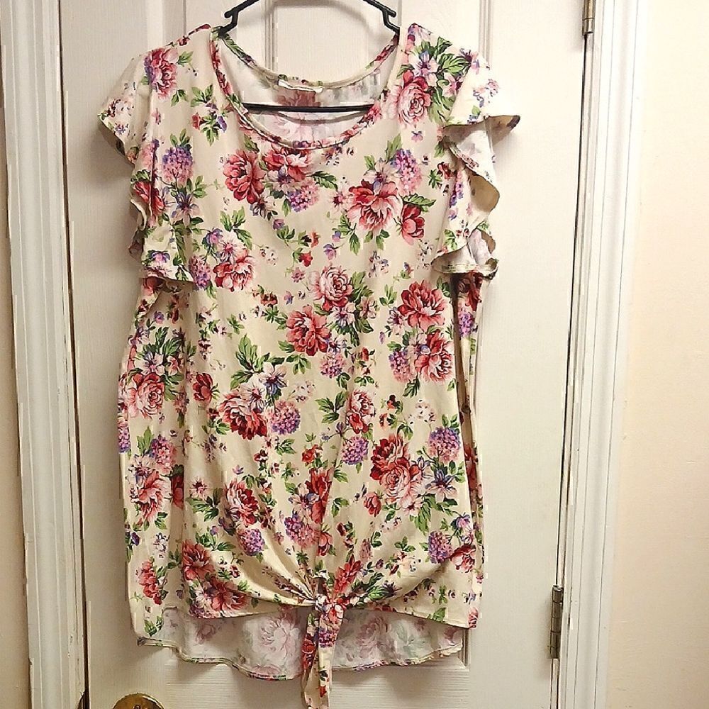 BOMBOM Women's XL Ruffled sleeved Top. Knotted hem line high low. Beige, pink, b
